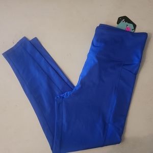 LuLaRoe Fearless Cropped Leggings